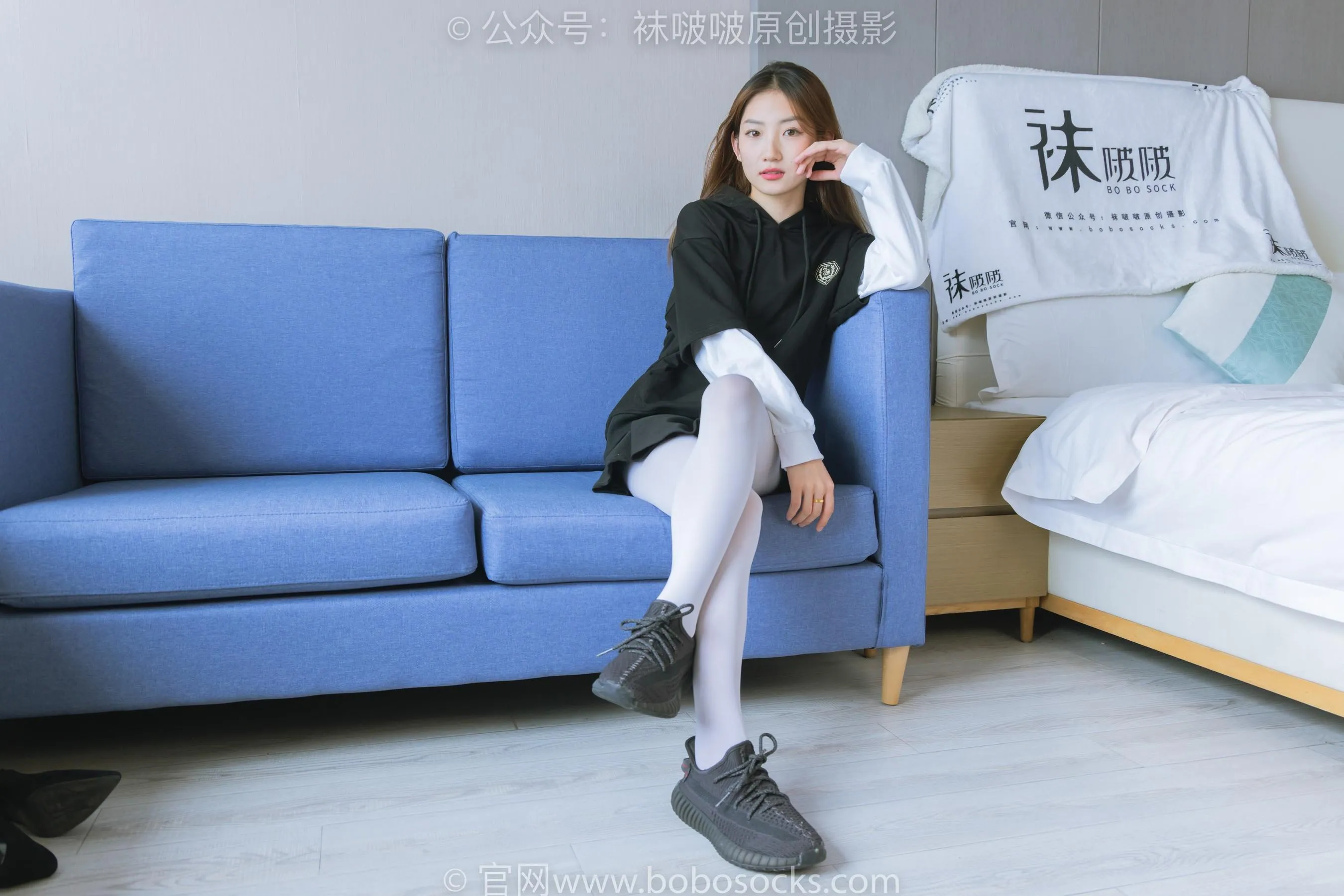[BoBoSocks袜啵啵]NO.214 小沫-黑色运动鞋、厚白丝 [89P]插图